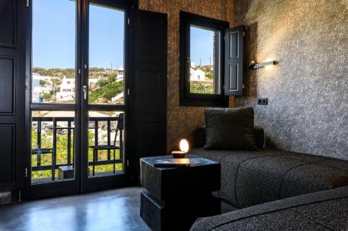 Queen Suite with Sea View image 4