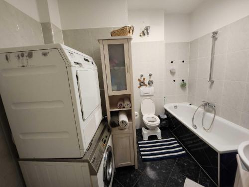 One Private room available in a two room apartment in Tegel, Berlin, Berlin (zdjęcie 4)