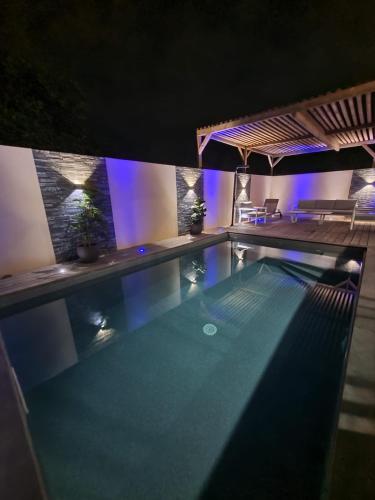 Les Villas Jasmin Standing Piscine Chauffée Jacuzzi 5 Ch 14 Pers