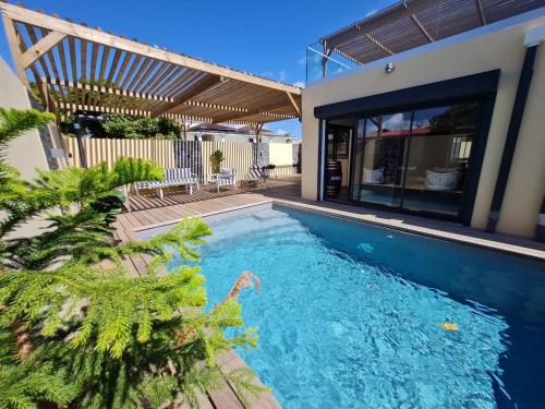 Les Villas Jasmin Standing Piscine Chauffée Jacuzzi 5 Ch 14 Pers