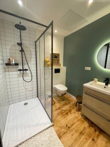 La Madignière en Beaujolais Pierres Dorées (La Madigniere en Beaujolais Pierres Dorees) in 丹尼斯