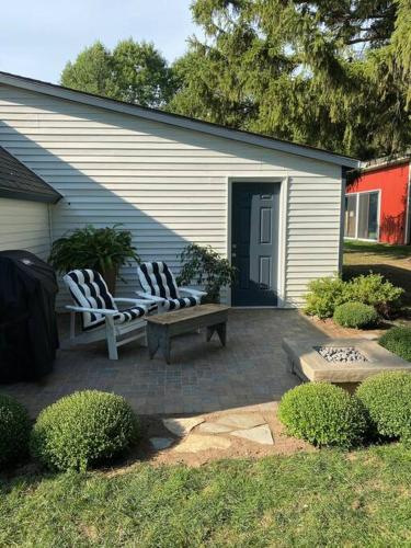 Blue Vieira Cottage in Fennville, USA
