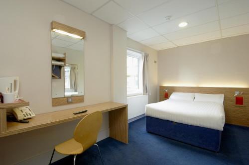 Travelodge Belfast - image 14