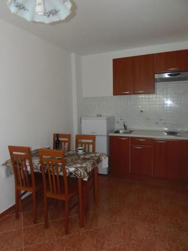 Apartment in Dramalj with sea view, balcony, air conditioning, WiFi 4623-6, Dramalj (fotografie 10)