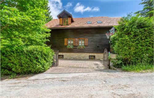 Amazing Home In Cujica Krcevina With Sauna