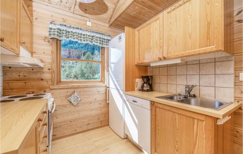 köök, 2 Bedroom Lovely Home In Fjærland in Fjaerland