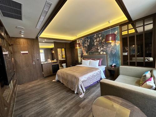 嵩夏汽車旅館 (Song xia) in 大里區