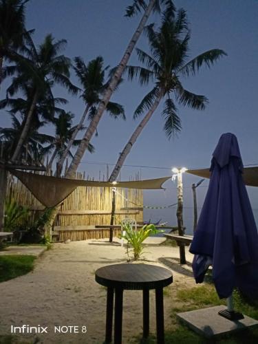 Eddie`s Beach Resort Siargao