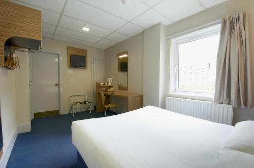 Travelodge Belfast - image 13