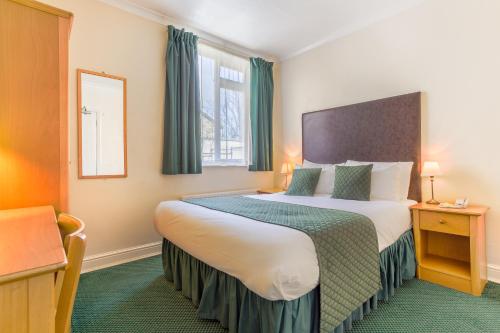 London Town Hotel, Earls Court