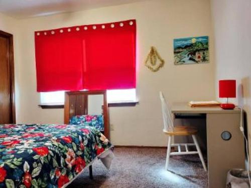 Golden Sunflowers Apt C Lawton Ok in Lawton, USA