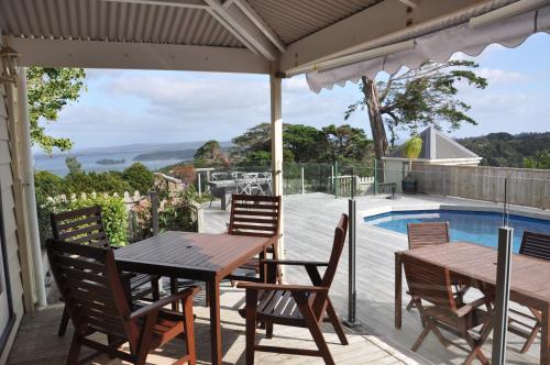 Peldbaseins, Kauri Villas in Parua Bay