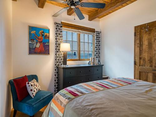 Deseo de Santa Fe 2 Bedrooms Patio WiFi Sleeps 4 - image 11