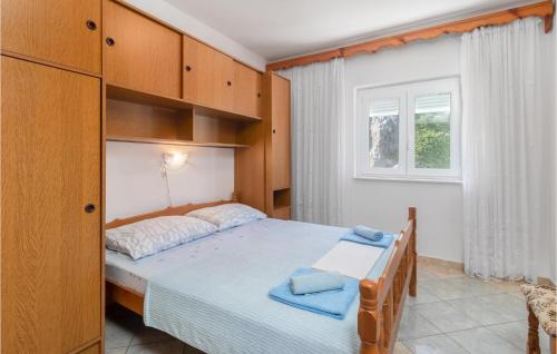 4 Bedroom Stunning Apartment In Sveti Juraj