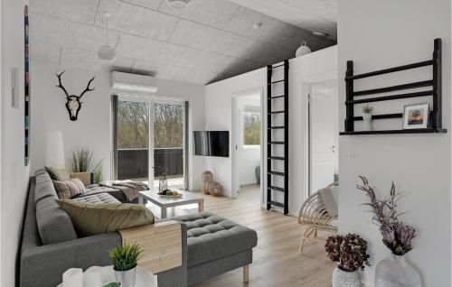  Gorgeous Home In Brovst With Kitchen in Brovst