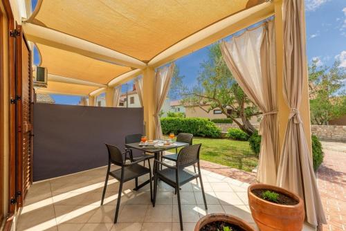 House Nin (864) - Location saisonnière - Nin