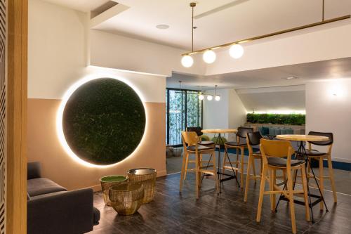 บริการและสิ่งอำนวยความสะดวก, โรงแรมคิง โซโลมอน ทิเบเรียส (King Solomon Tiberias Hotel ) in ทิเบเรียส