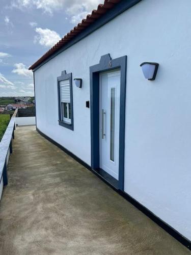 Casa do Avô Fernando (Casa do Avo Fernando) in วิลา โนวา (เกาะ Terceira)