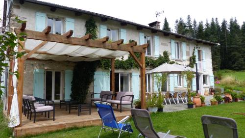 B&B Doranges - La ferme du Garnasson- chambre Cassis - Bed and Breakfast Doranges