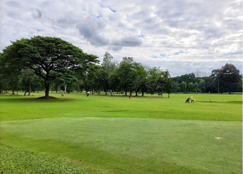 teren de golf [în incintă], Brique Suite in San Sai