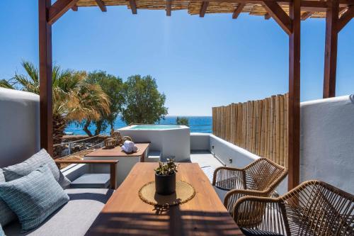 Elixir Del Mar on the Beach, Kamari
