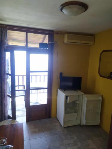 Double studio room in Mylopotamos