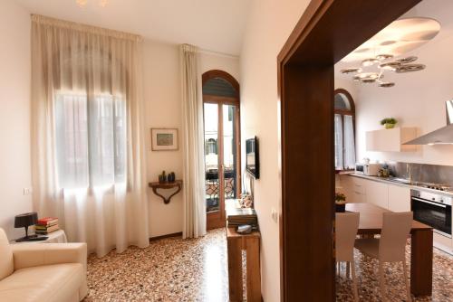 Corte Coppo Superior Apartment - image 3