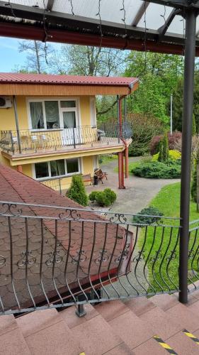 Erkély/terasz, Ośrodek SUDETY (Osrodek SUDETY) in Jarnoltowek