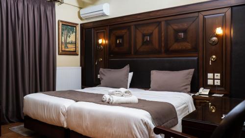 Dellas Boutique Hotel - image 7