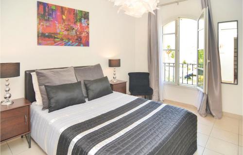 Three-Bedroom Holiday Home in Aigues-Mortes - image 6