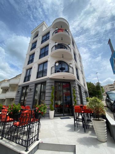 . Baba's Hotel & Spa