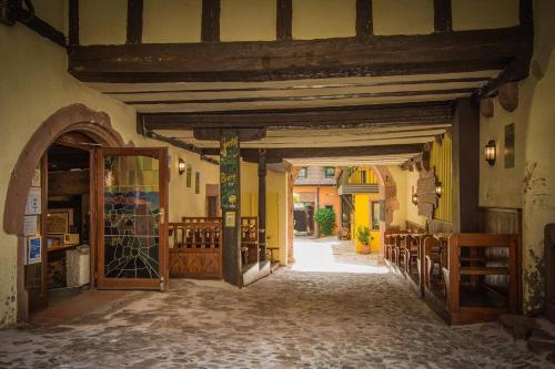 Pub/Lounge, Hotel De La Couronne in Riquewihr