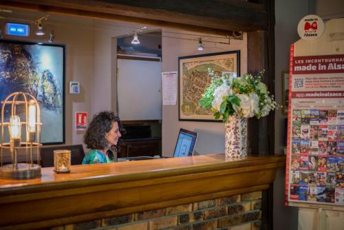 ล็อบบี้, Hotel De La Couronne in ริควิ