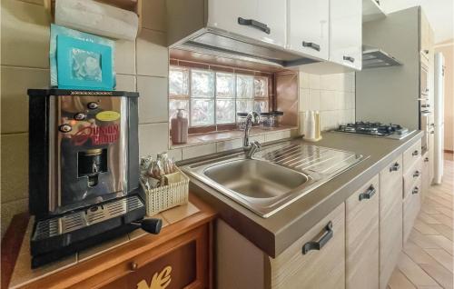  2 Bedroom Gorgeous Home In Pisticci in Pisticci