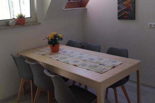 22C große Wohnung 4 Schlafzimmer Wlan/SmartTV in 科布