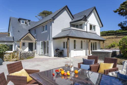 West Soar House