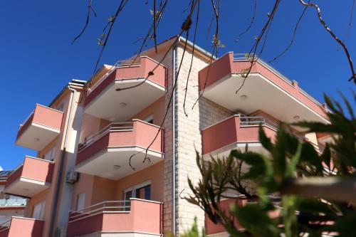 Hotel Zvonimir – Stobrec, MD