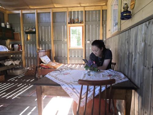 Jagatud salong / TV-ala, Suopirtti bed & breakfast and sauna in Konnevesi