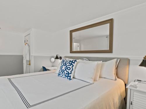 The Seagrove Suites & Guest Rooms - image 12