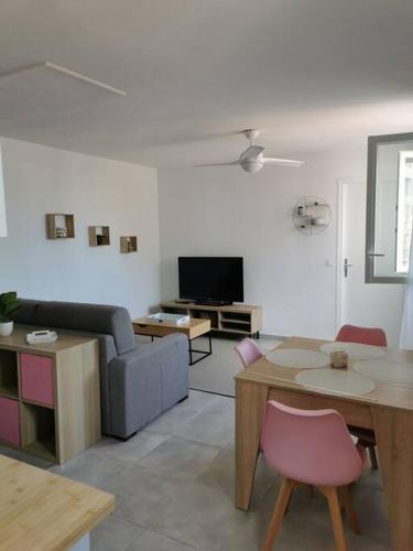 Superbe appartement à 40 mètres de la plage - Location saisonnière - Canet-en-Roussillon