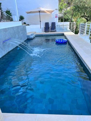 Magnifique logement A avec vue sur mer et piscine, jacuzzi, chauffés, chauffe payant (Magnifique logement A avec vue sur mer et piscine, jacuzzi, chauffes, chauffe payant) in Rancho Domingo