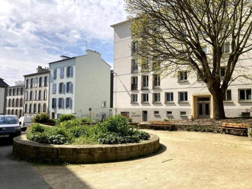 Les Capucins.Appartement élégant,Vue sur le jardin