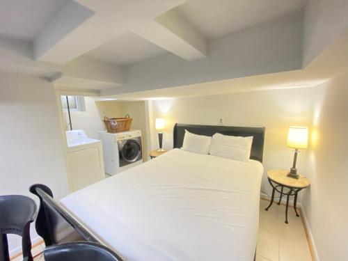 Three-Bedroom Apartment image 10