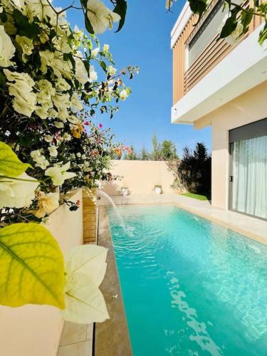 Villa LEONARDO Piscine & Rooftop Terrase