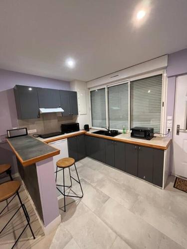 Une nuance de fantaisie in อองกูเลม