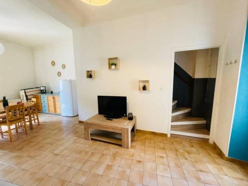 Chez Léo II - Location saisonnière - Bollène