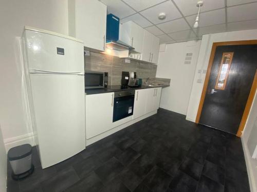 Barnet 1 Spacious 2-Bed Apartment