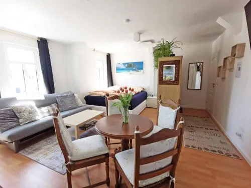 Musashi Apartment 3 in Weimar, Deutschland