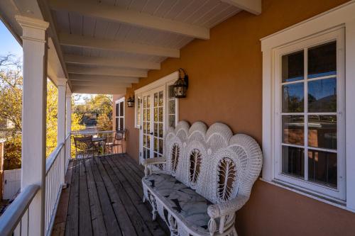 Casita de Jeanetta, 2 Bedrooms, Fireplace, Patio, WIFI, Sleeps 4 in Santa Fe, USA