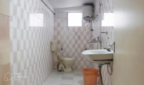 Bathroom, PRINCE GUEST HOUSE in Balayya Sastri Layout